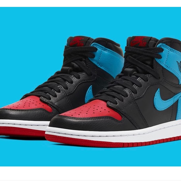 WMNS AIR JORDAN 1 HIGH OG 'UNC TO CHICAGO'. - Picture 2 of 13